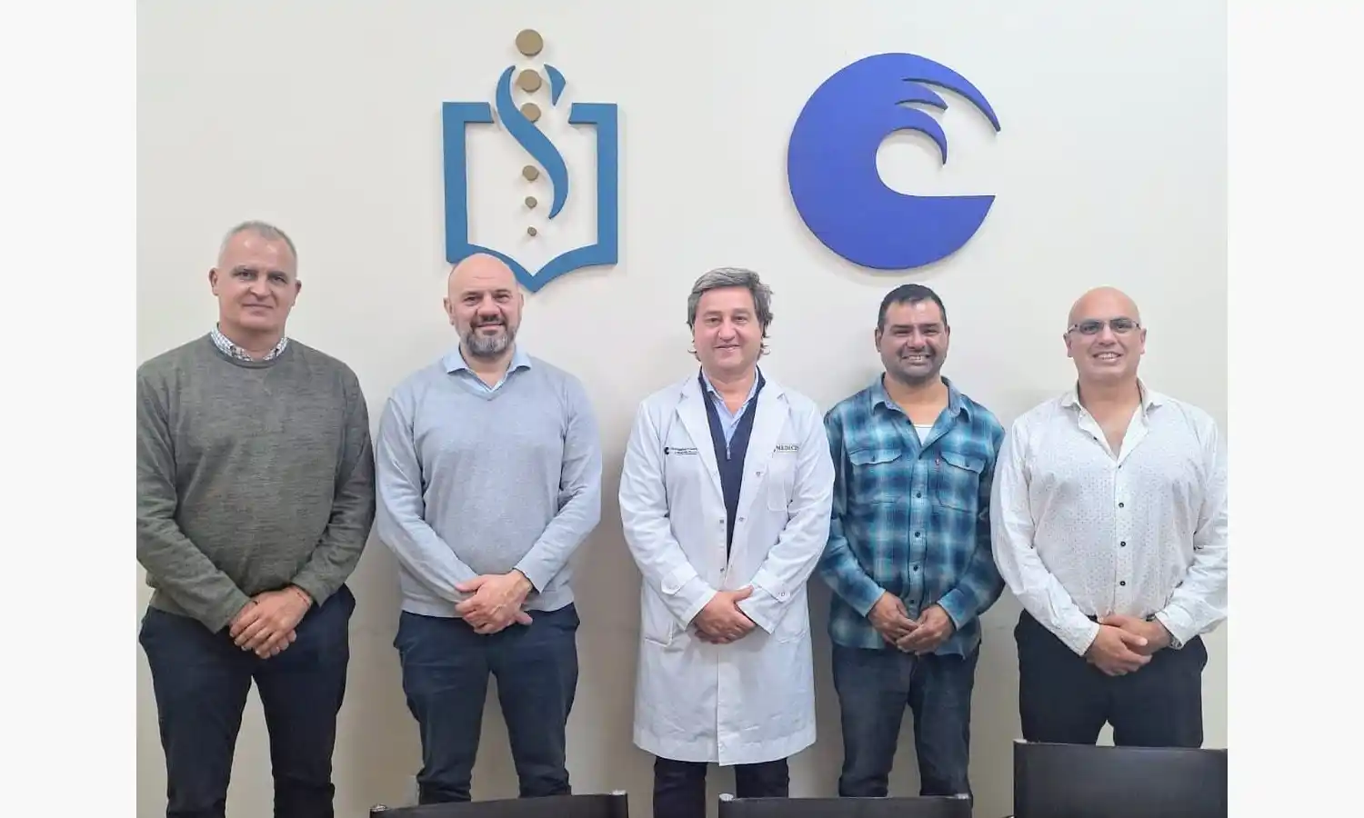 Directivos de la Escuela Superior de Medicina y el Instituto de Políticas Sociales de Argentina se reunieron el pasado 30 de abril.
