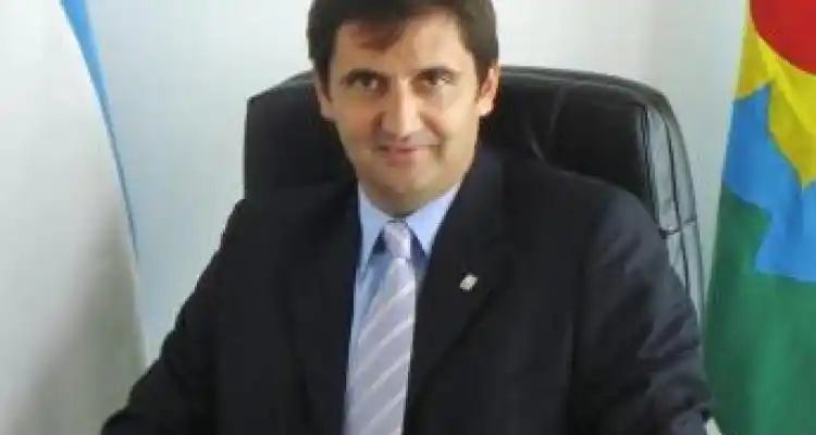 La iluminación de ruta 1001 a la Legislatura