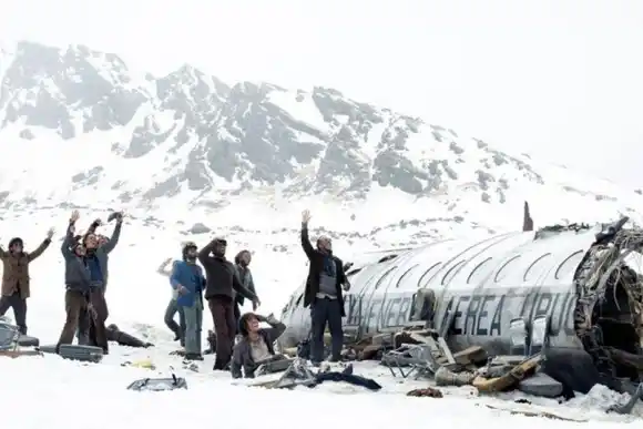 Se estrenará "La sociedad de la nieve": la película que revive la tragedia de los Andes