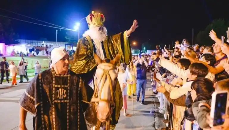 El momento más esperado por grandes y chicos llegará a las 21.30.