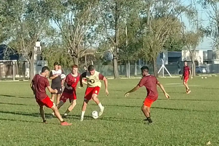 Amistoso de 9 de Julio en Sunchales