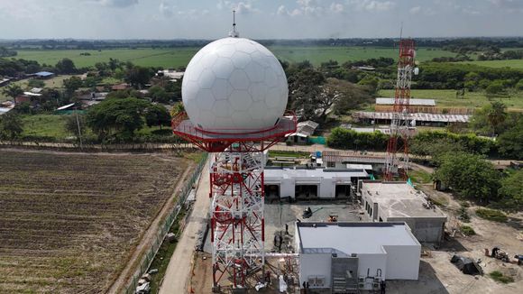 De la mano de Indra, Colombia empieza inédita modernización del 50% de sus radares
