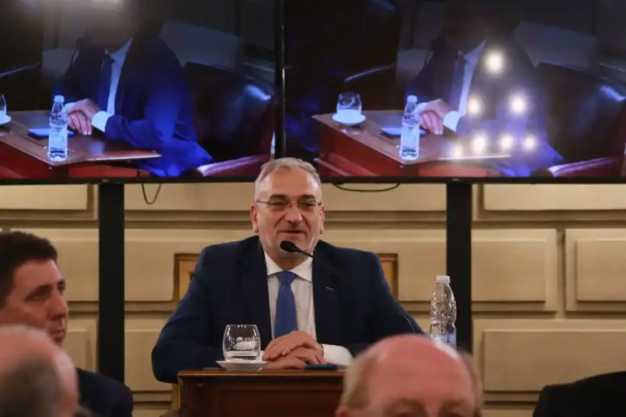 El departamento Castellanos recibe recursos provinciales para el año 2024 en el marco del Programa de Obras Menores