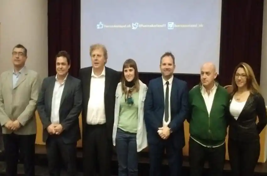 Fuerza Auriazul lanzó oficialmente su campaña