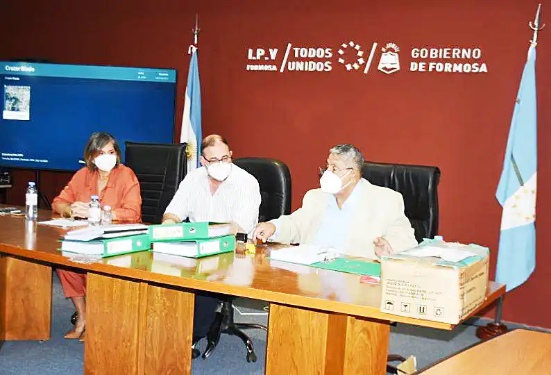 Abrieron sobres de licitaciones de obras 
de infraestructura del barrio El Quebrachito