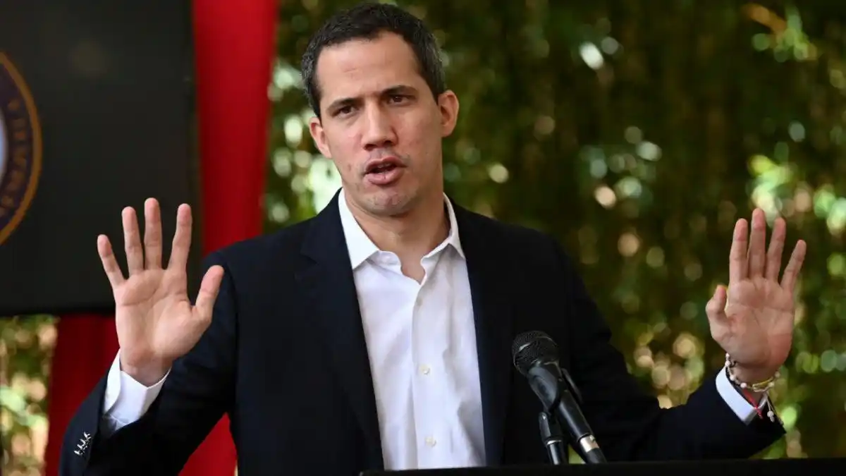 «No hiciste nada» y ahora convocas a primarias, le reprochó una activista de la oposición a Guaidó (Video)