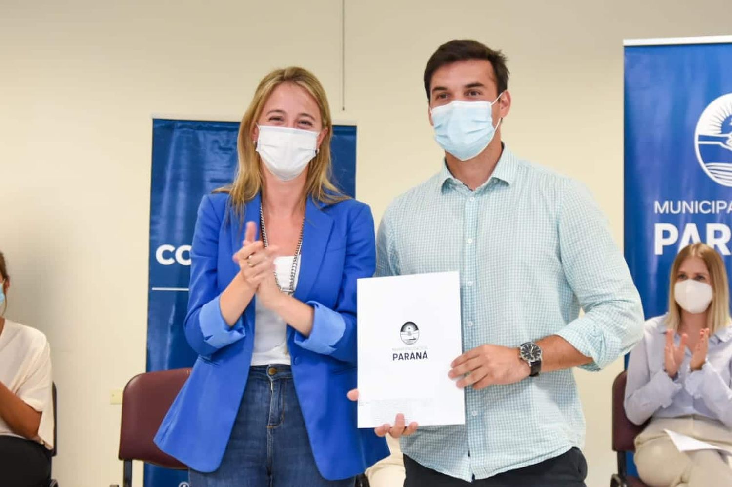 La Municipalidad de Paraná entregó nuevos créditos a emprendedores