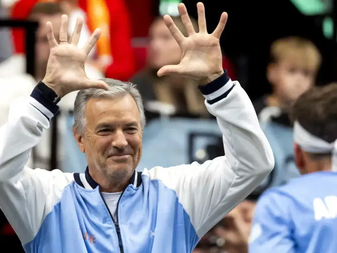 El rafaelino Javier Frana, capitán del equipo argentino de Copa Davis. Foto:AAT
