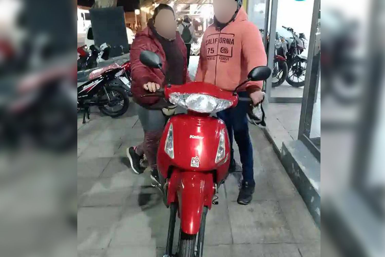 Robo de moto en pleno centro: buscan testigos