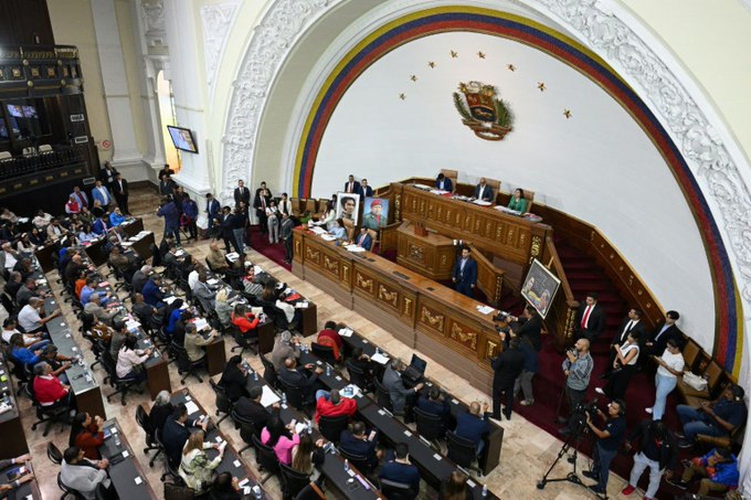 ESTAS SON ALGUNAS de las PROPUESTAS para la LEY contra el FASCISMO: sigue la consulta pública de la norma