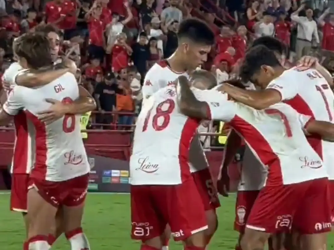 Huracán logró su primera victoria en el certamen