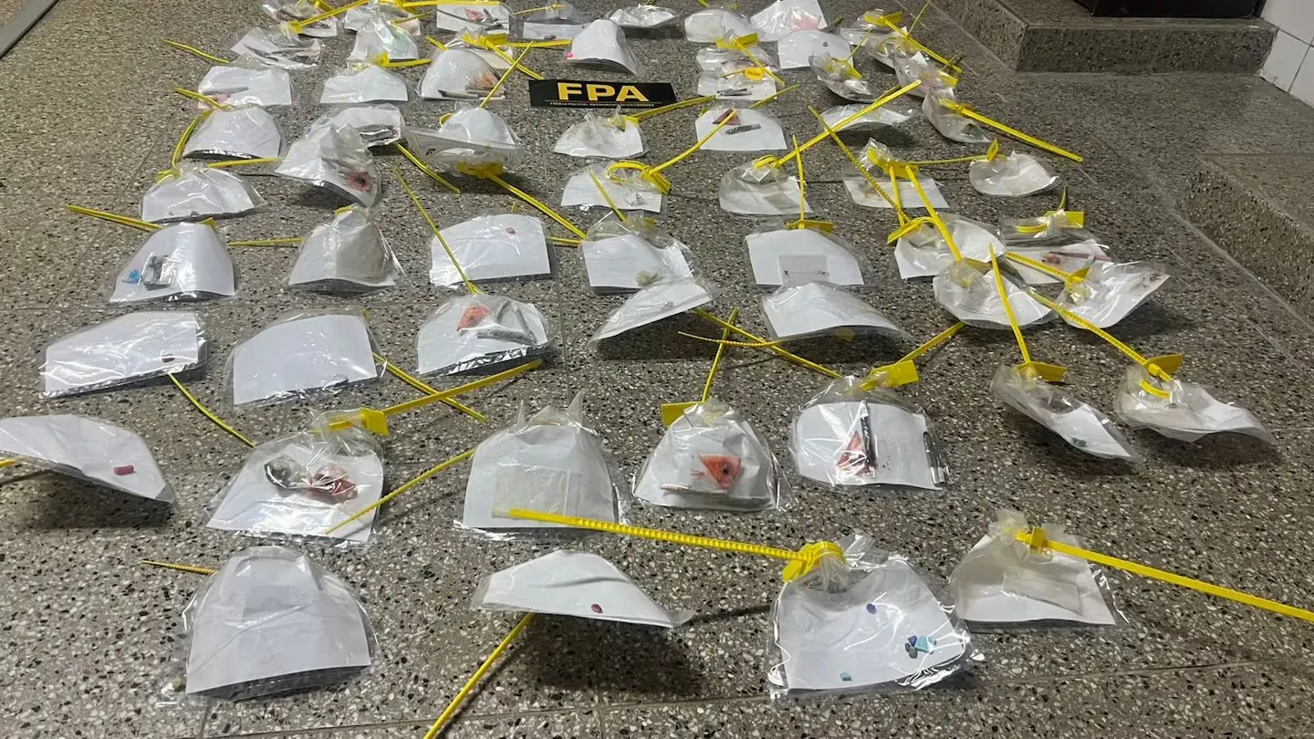 Durante el operativo secuestraron "caramelos locos".