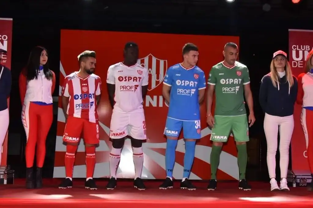 Superliga: Unión presentó sus nuevas camisetas