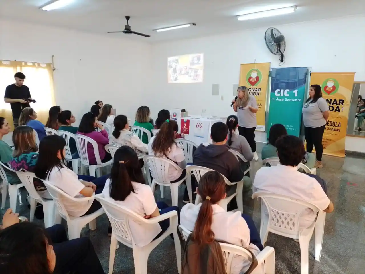 Disertación sobre la importancia de la donación de sangre y médula ósea