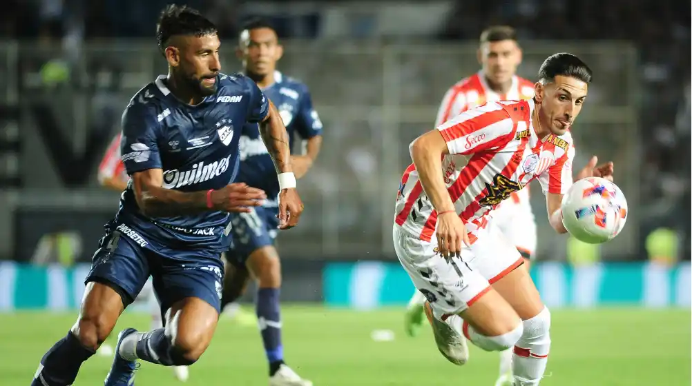 Juan Manuel Vázquez firmó contrato con Aldosivi