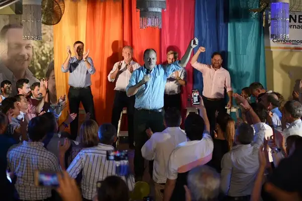 Con el apoyo de Frigerio y discursos encendidos, Cambiemos cerró su campaña