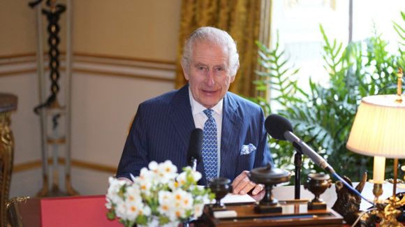 El rey Carlos reaparece con un audio grabado