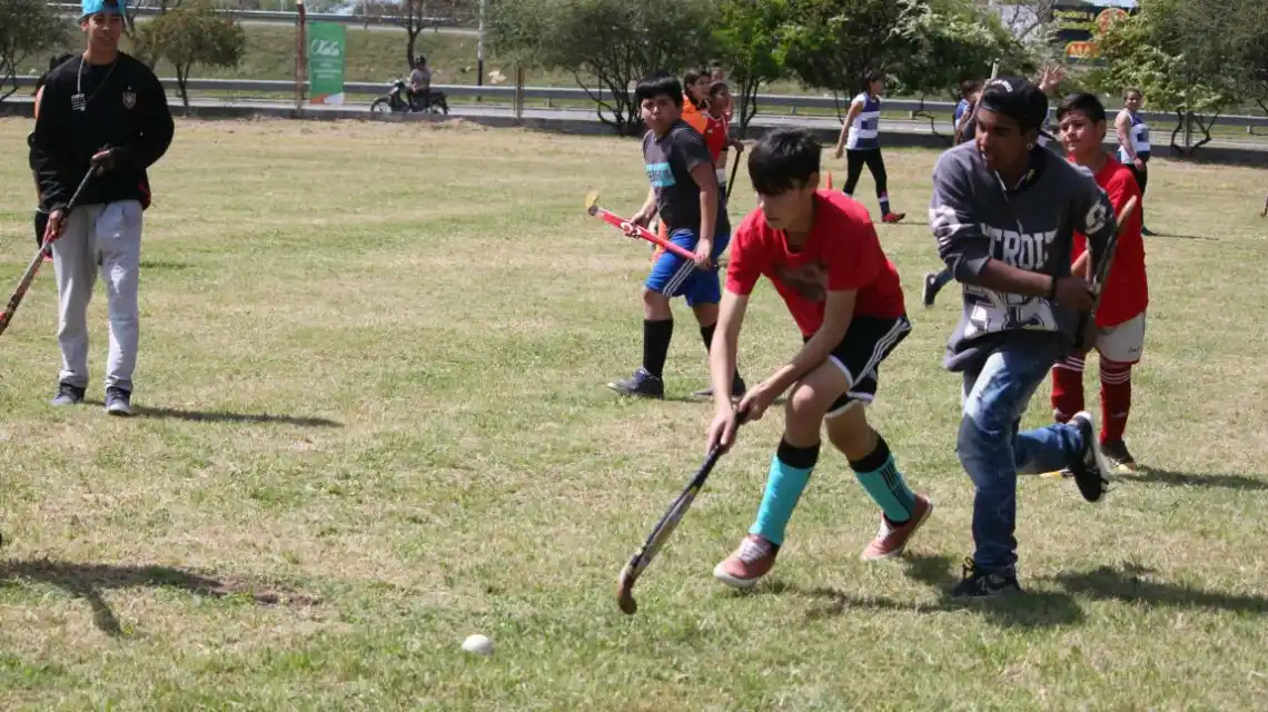 Cierre anual del programa “Jugamos al hockey”