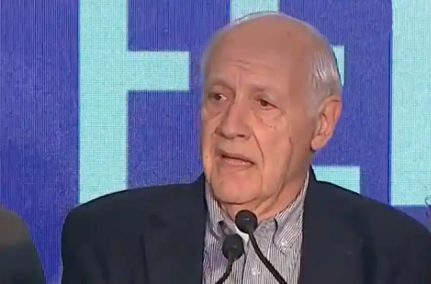 Lavagna: “Seguiremos con nuestra voluntad de reconstruir esta brecha que tanto daño le ha hecho a la Argentina”