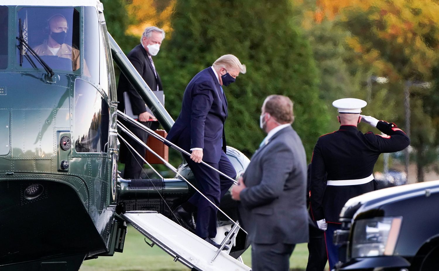 Tras confirmarse que tiene coronavirus, Donald Trump será llevado a un Centro Médico Militar