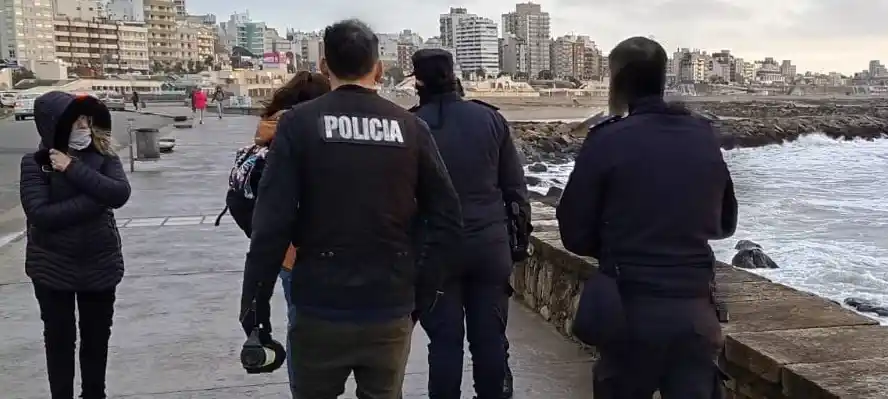 El rastrillaje se realiza por la zona costera de la ciudad, entre Alfonsina y el Torreón.