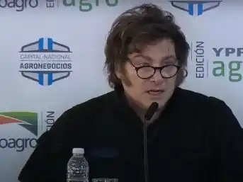 "Queremos eliminar el cepo y las retenciones para siempre", dijo Milei