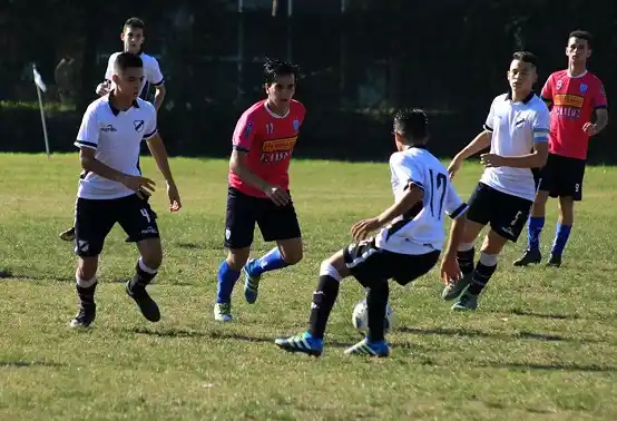 Juveniles AFA: Juventud busca la clasificación ante All Boys