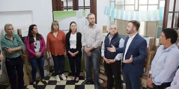 Un aporte para fortalecer la educación en las comunidades del departamento Concordia