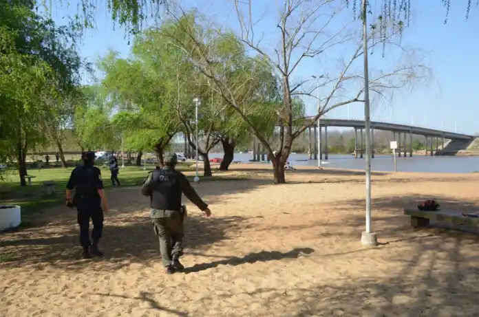 La Policía interrumpió un entrenamiento del que participaban casi 100 personas