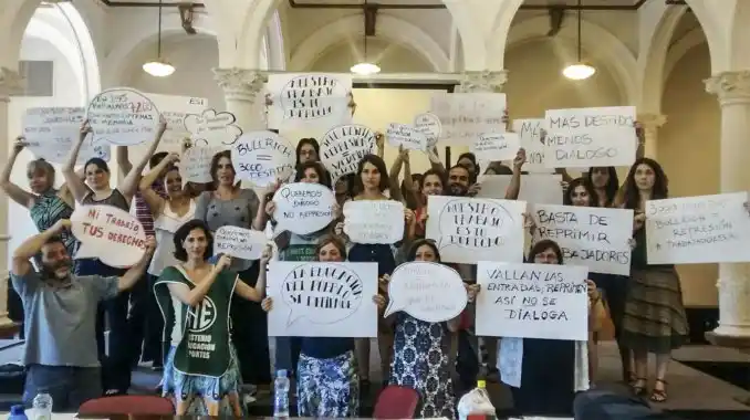 Despidos: El Ministerio de Educación admite la caída de 200 contratos