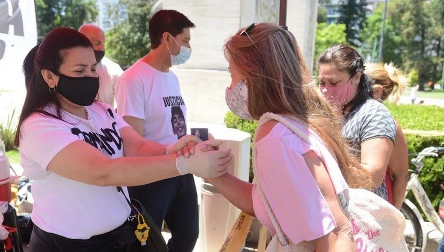 "Siento que Fernando está acá", dijo Graciela en la colecta en homenaje a su hijo