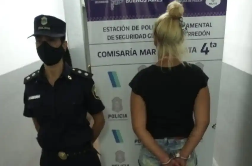 Cinco aprehendidos por el robo a un minimercado