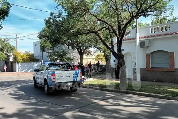 Gran despligue de la GUR y la policía porque habrían encontrado a un sujeto que robó una bicicleta en el centro