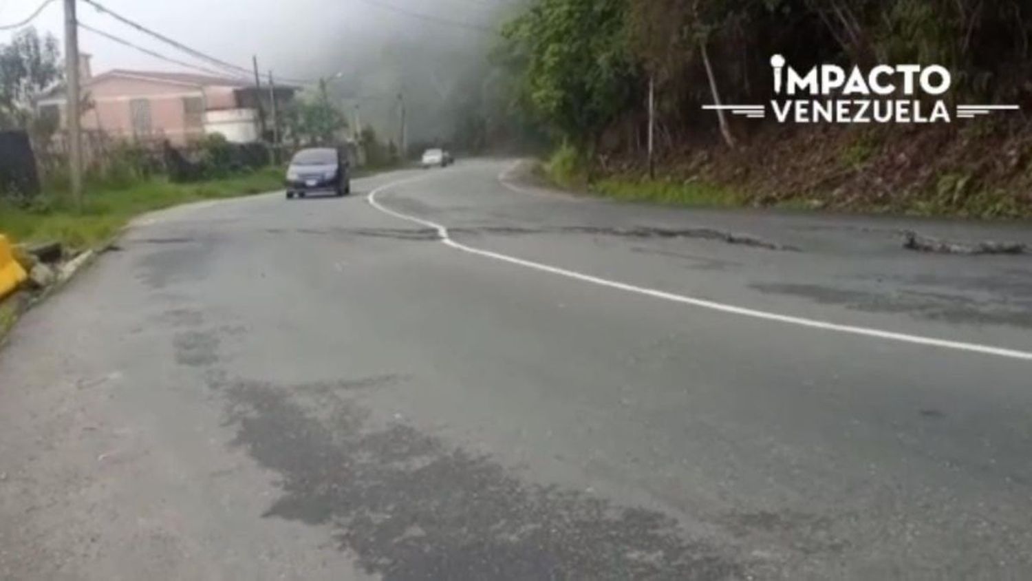 Vía a El Junquito se desmorona (+Video)