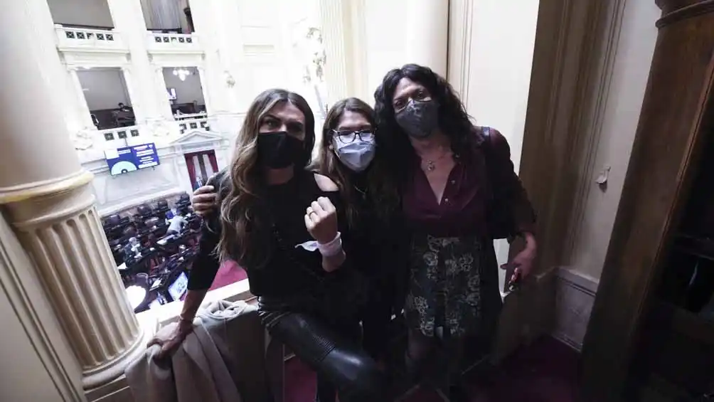 Se aprobó la ley del cupo laboral travesti trans: qué establece