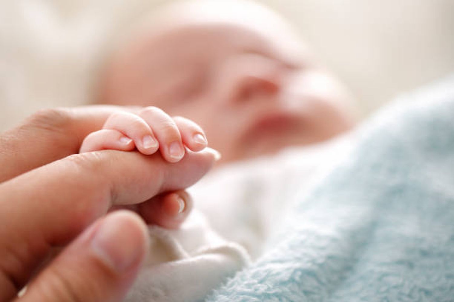 ¡INSÓLITO! Mellizos de distintos padres en Colombia