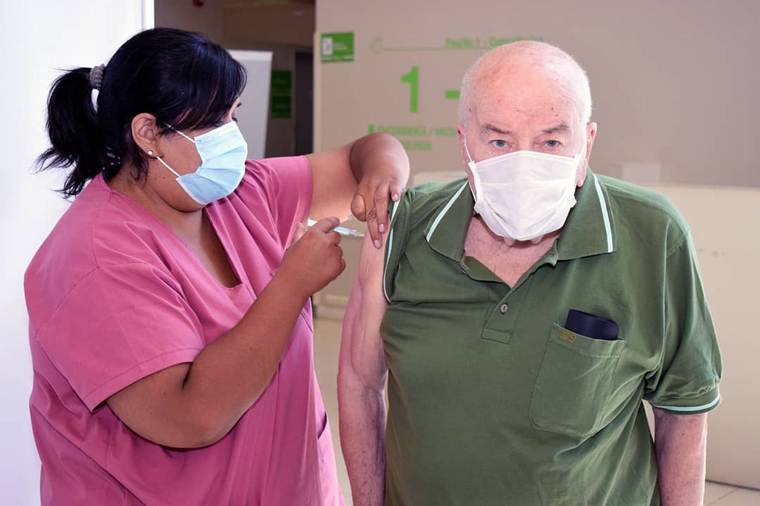 OPS alerta que desinformación está generando muchas dudas sobre la vacuna