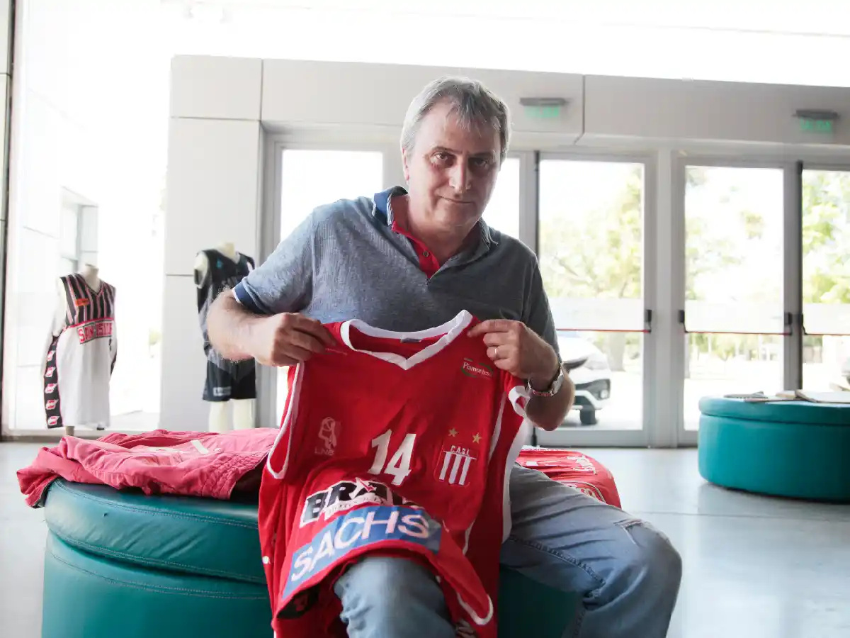 Con la camiseta puesta