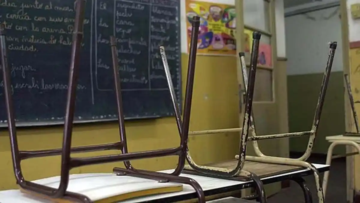 El CGE recuerda que no habrá clases este lunes en el turno mañana en escuelas que fueron sede de votación