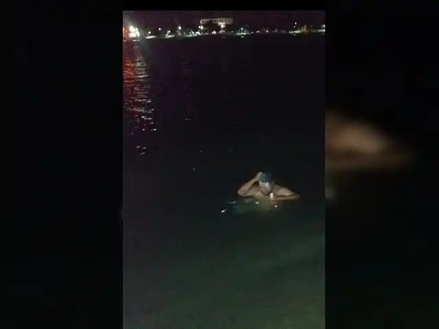 Patagones: Tras estar sin agua en su casa desde hace días, se fue a bañar al río