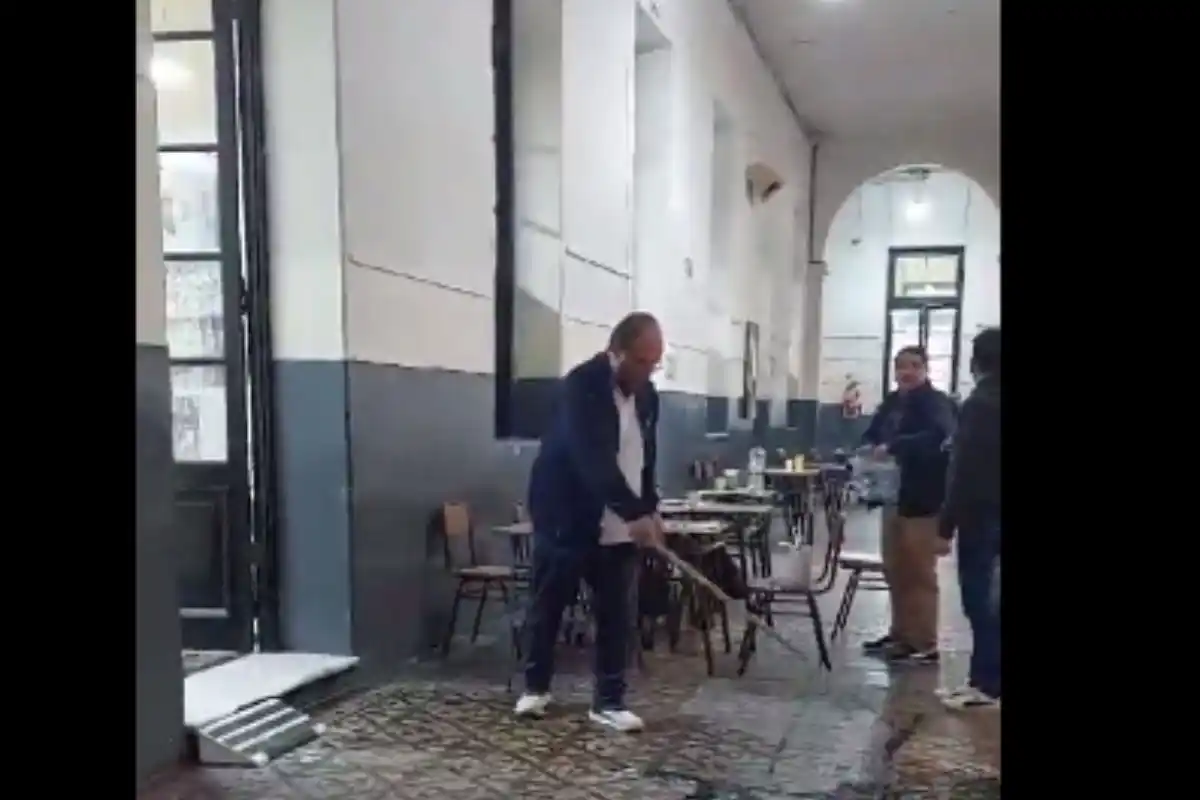 Las autoridades escolares y electorales actuaron con rapidez para minimizar la perturbación causada por este insólito incidente