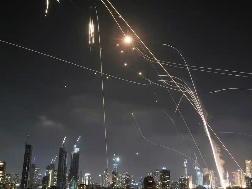 El ataque fue confirmado a las 15:39 (hora argentina), mientras en Israel comenzaba el Sabbat.