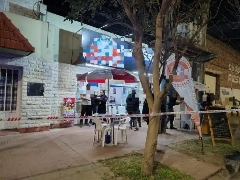 La heladería donde ocurrió el asalto.