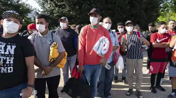 ¡HAY VENEZOLANOS! Al menos 13.600 migrantes indocumentados han llegado a Nueva York