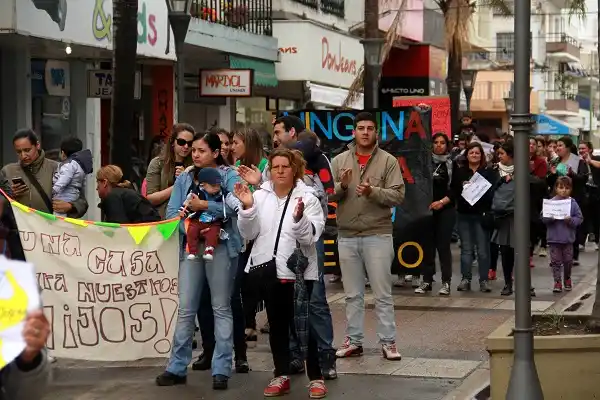 Piaggio recibirá a los vecinos que marcharon por viviendas