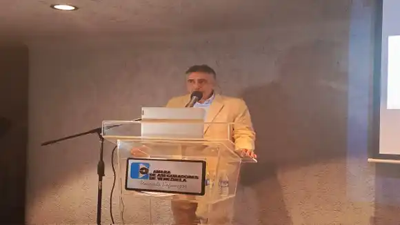 ¡CON ALGO HAY QUE CONFORMARSE! Consecomercio prevé crecimiento de 2% a finales del 2023