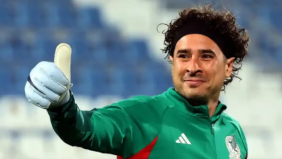 Guillermo Ochoa fue enviado al banco de suplentes tras una racha negativa del AVS Futebol en la liga portuguesa