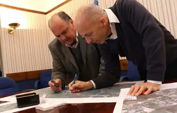 Ducoté y Sánchez analizan soluciones contra el aumento de tarifas