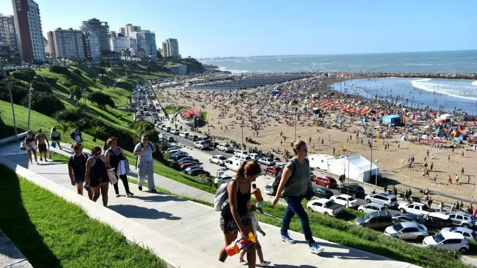 Martes frío y húmedo, luego mejorando con temperatura agradable