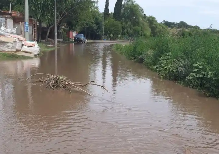Reporte: “Esto pasa cuando llueve”